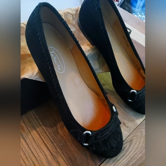Talbots Women's Black Suede pumps 7B Med made in Brazil Leather Office Career - Picture 9 of 12